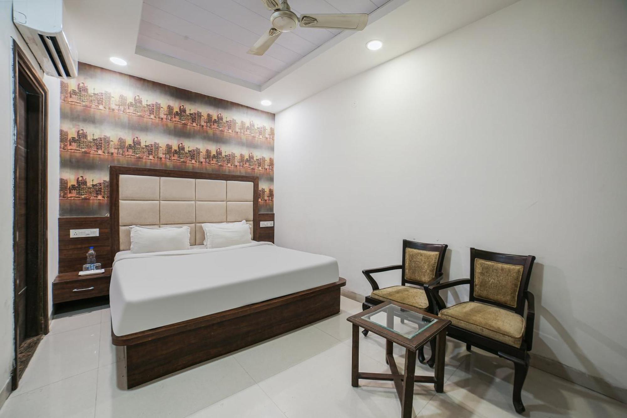 Townhouse Hollywood Heights Hotel Amritsar Exterior foto